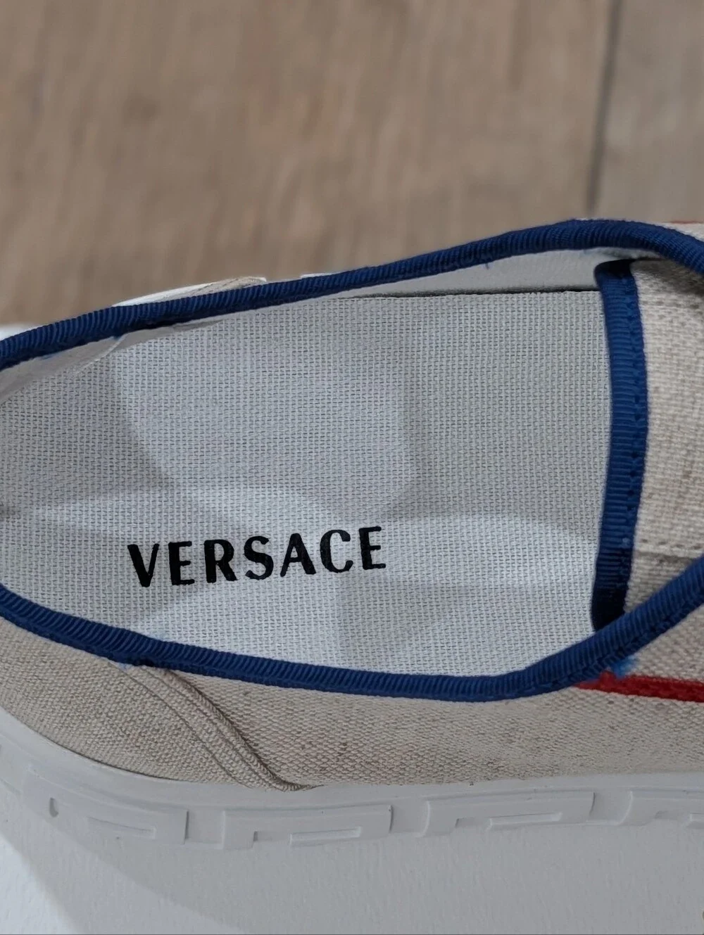$750 VERSACE Canvas Low-Top Sneakers Beige/Red/Blue Palladium 43 US 10